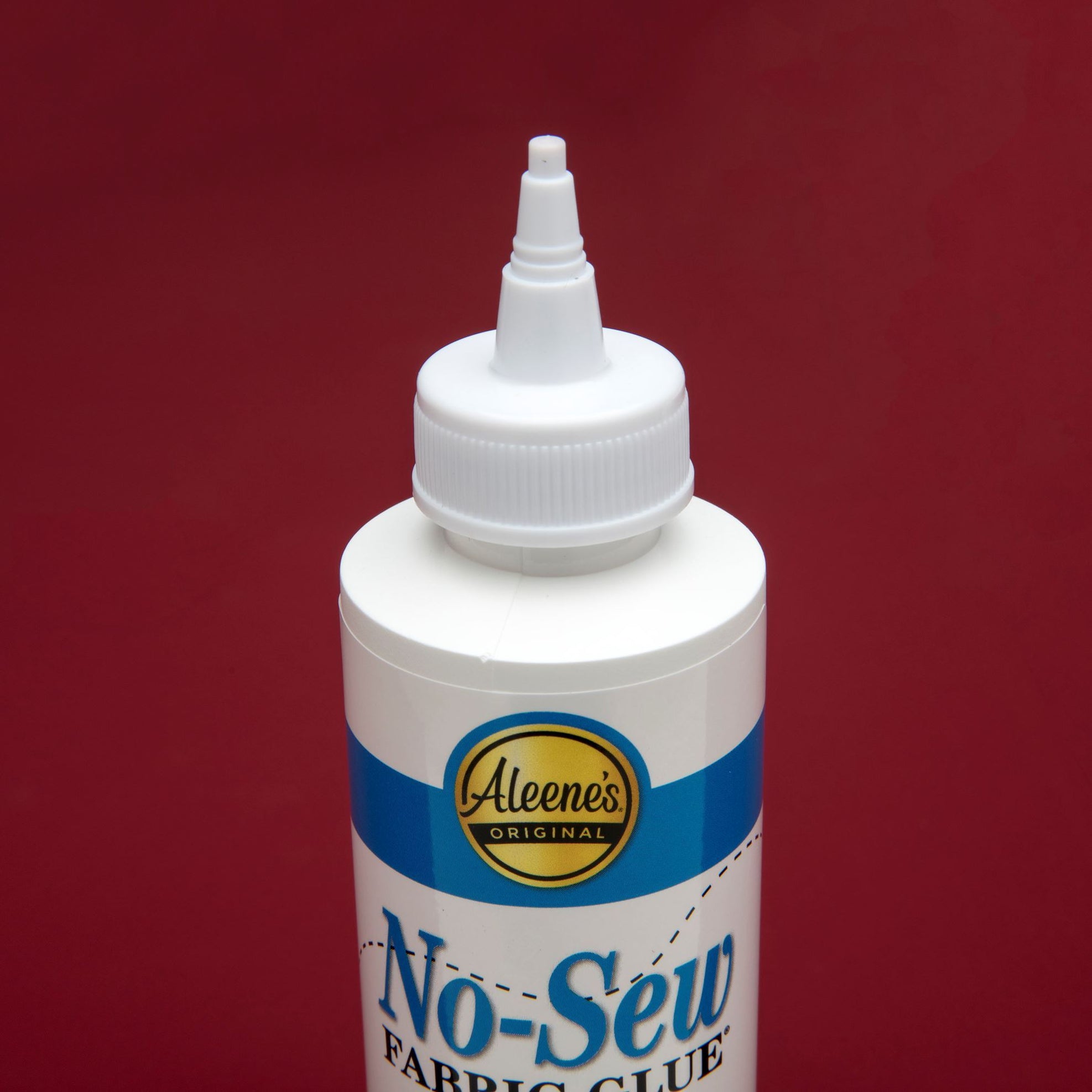 Aleene's No Sew Temporary Fabric Glue 4 Oz — AllStitch Embroidery