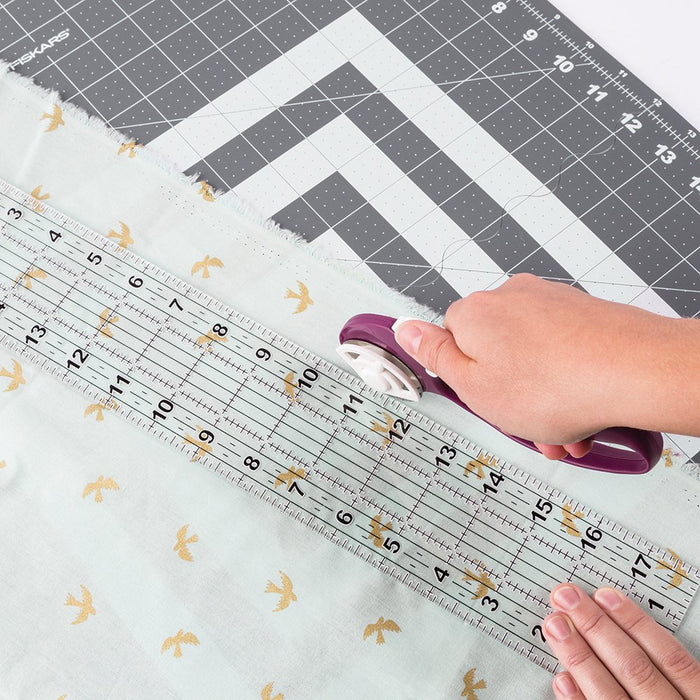 Fiskars Folding 18" x 24" Medium Size Cutting Mat